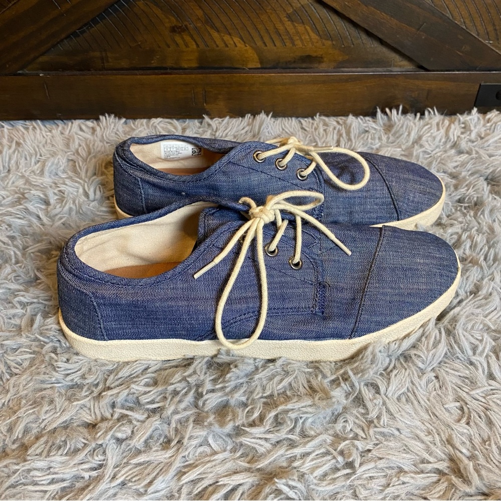 Toms Shoes Paseo Casual Sneakers Blue Canvas Chambray Lace Up Women’s Size 8
